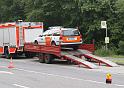 Zur Einsatzfahrt Bus umgestuerzt Lohmar BF Koeln NEF 7 liegengeblieben P001